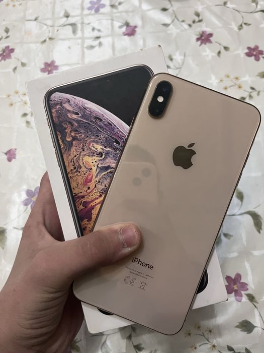 iPhone xs max gold
