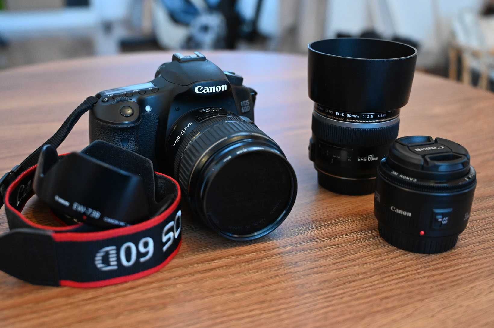 Canon 60D + обективи + светкавица + раница