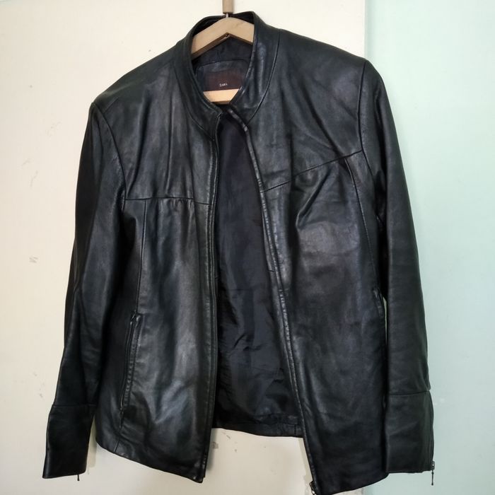 Продам натуральные кожаные куртки.