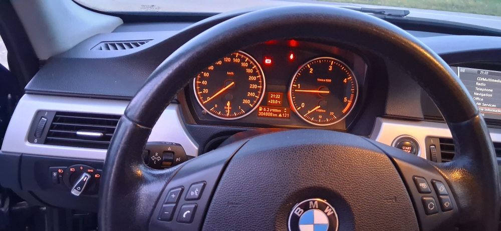 Bmw e91 316d 2010