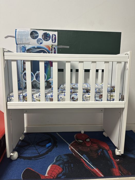 Vand patut bebe +carusel muzical