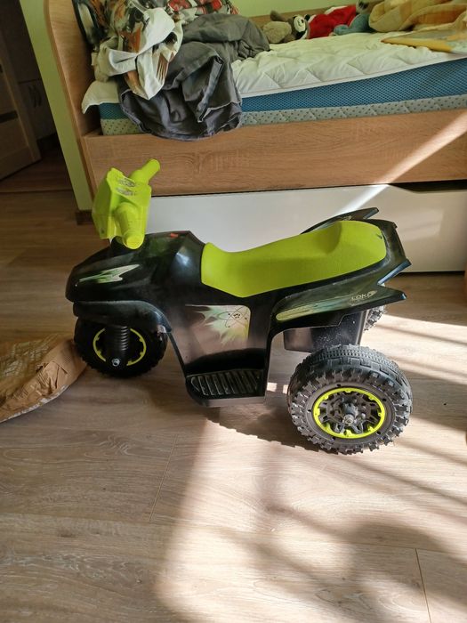 Моторче с акумулатори