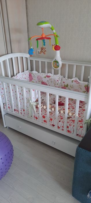 Бортики на детскую кроватку для малышей