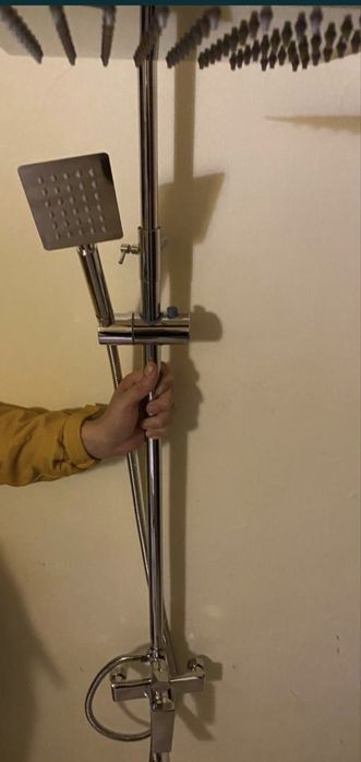 Смеситель для ванн новая в коробке