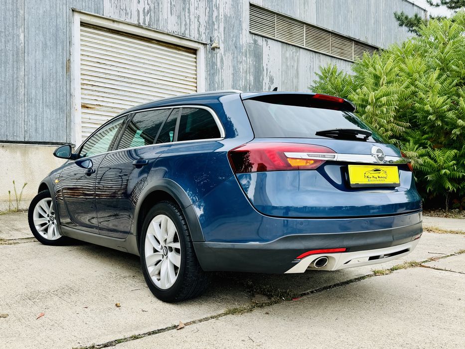 Opel Insignia Country Tourer 4x4,170cp, euro 6, accept unele schimburi