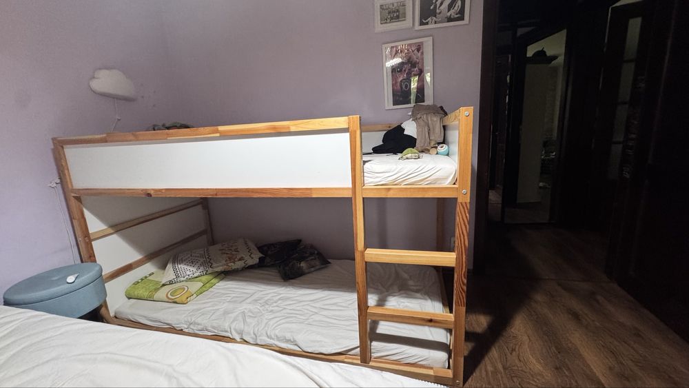 Pat copii Ikea (Kura), cu doua saltele si cort Kura