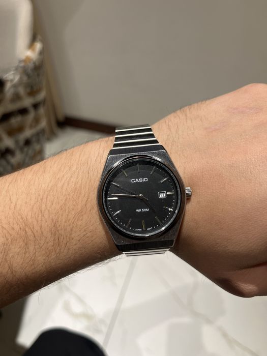 Касие часы куплено недавно новый