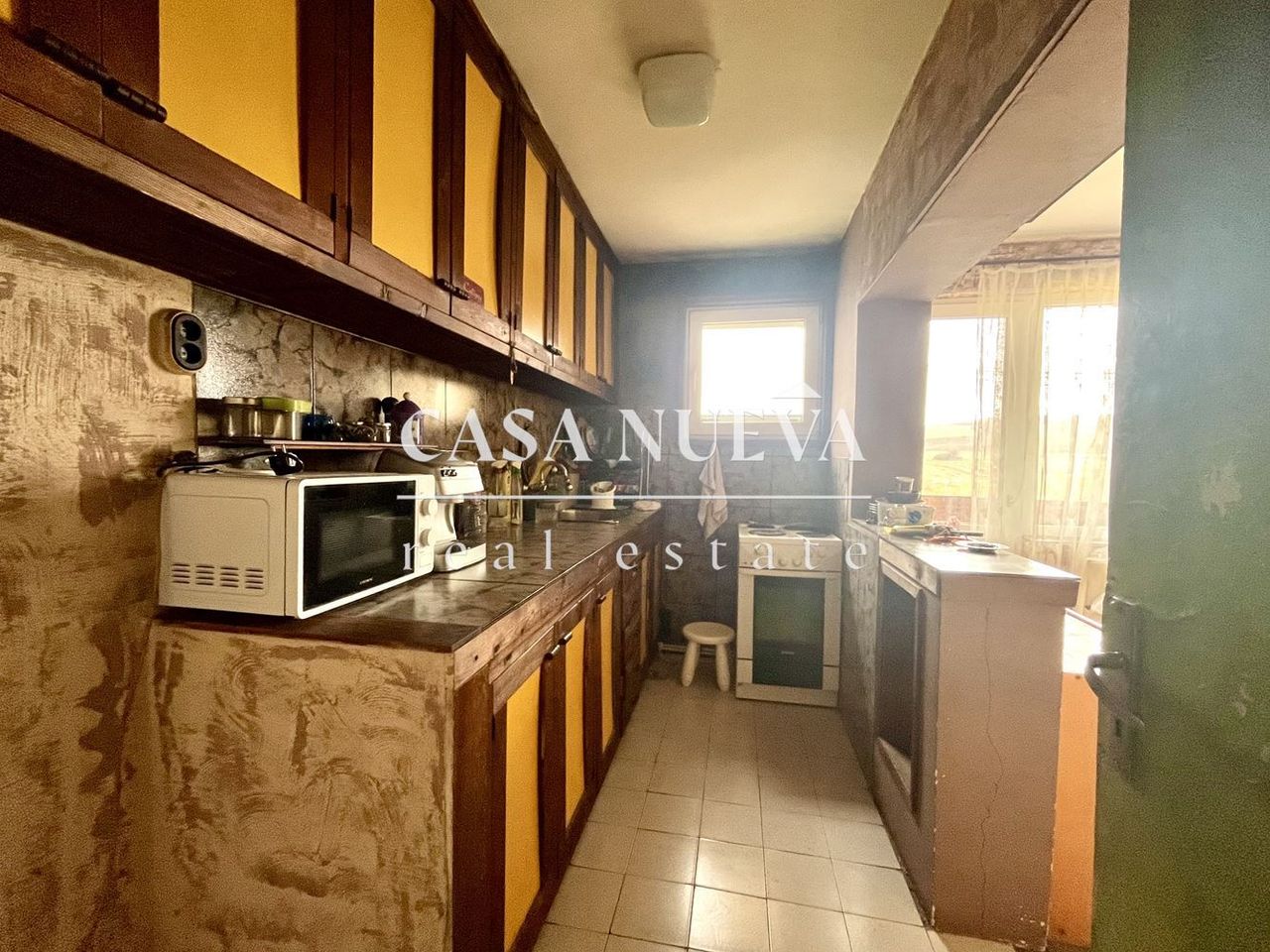 Продава се Четиристаен апартамент в Перник, Църква - 146 кв.м за 925 €/кв.м - Снимка #4