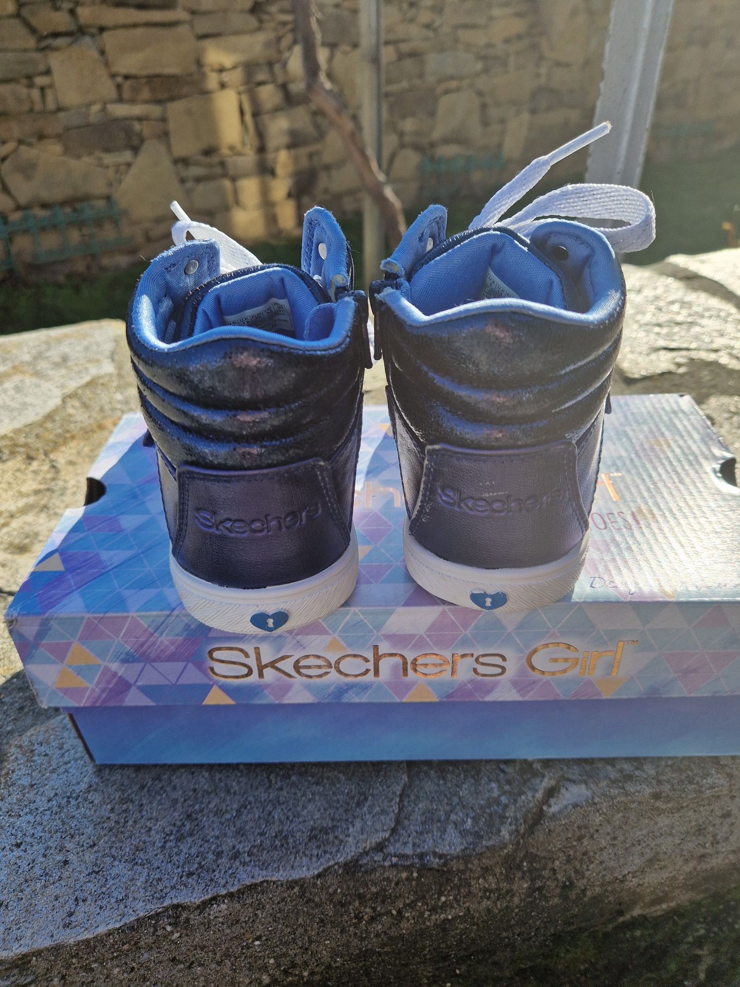 Детски обувки skechers girl