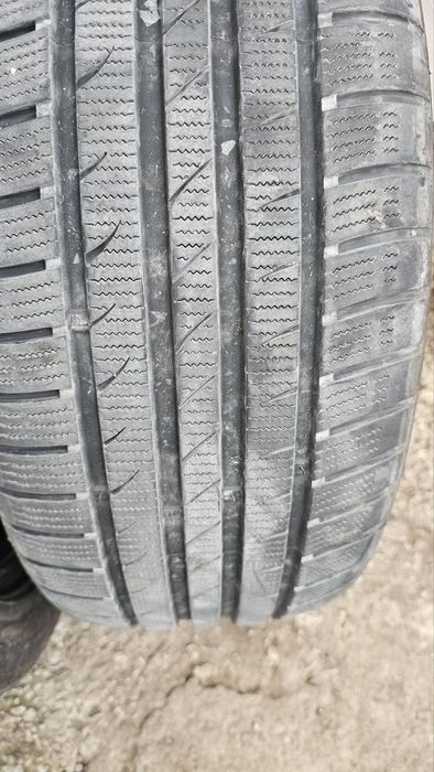 Зимни гуми 225 50 17