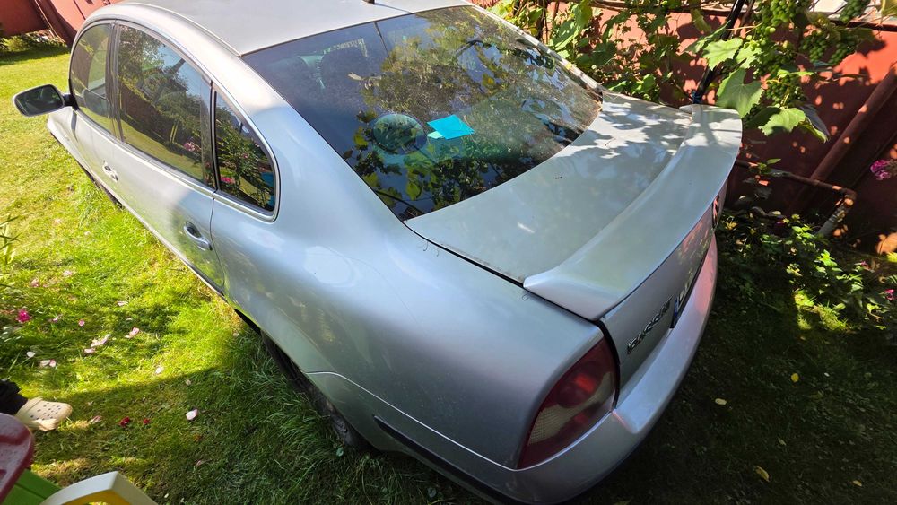 Vand Passat 1.6 2001