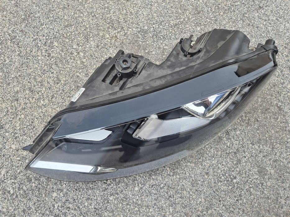 Ляв фар Фолксваген Шаран Led Xenon VW Sharan