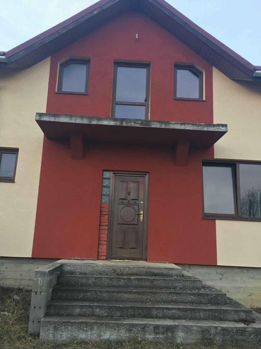 Vand casa (duplex) in jud.Cluj langa orasul Gherla ,,LIVADA,,,pe drumu