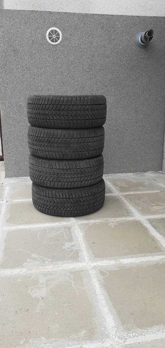 Гуми 225/45R17. Отлично състояние