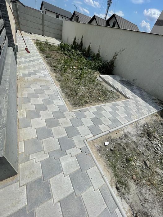 Pavele și Dale: Ilfov și București. Pentru gradina. Montaj, Livrare