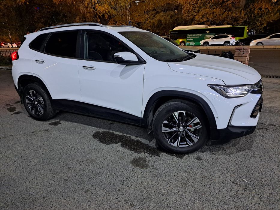 Treker primer  sotuvda