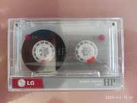 Аудиокассеты и видеокассеты для магнитофона