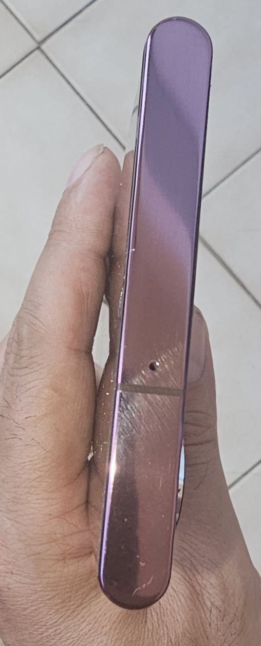Galaxy S22 Ultra 5G 8/128GB Отличен