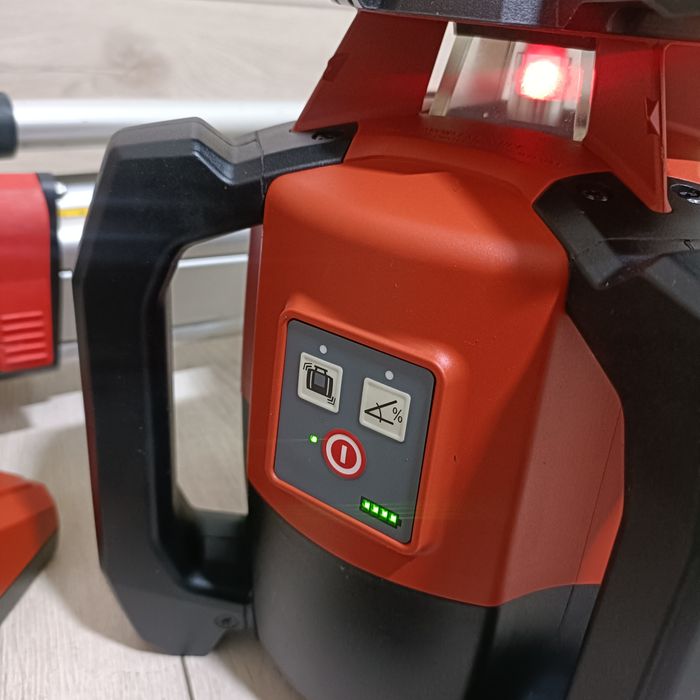 Laser profesional rotativ Hilti PR 2 HS fabricatie 2024 cu trepied