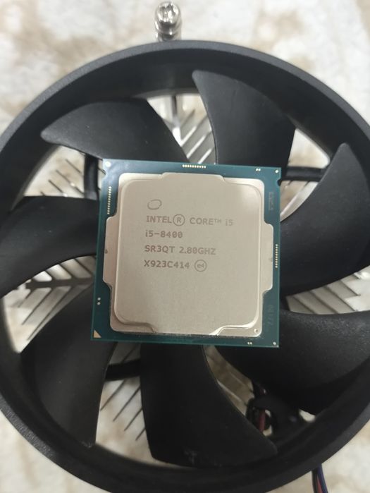 Процессор Intel i5 8400