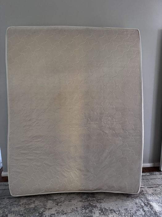 Продам матрас для кровати 160*200