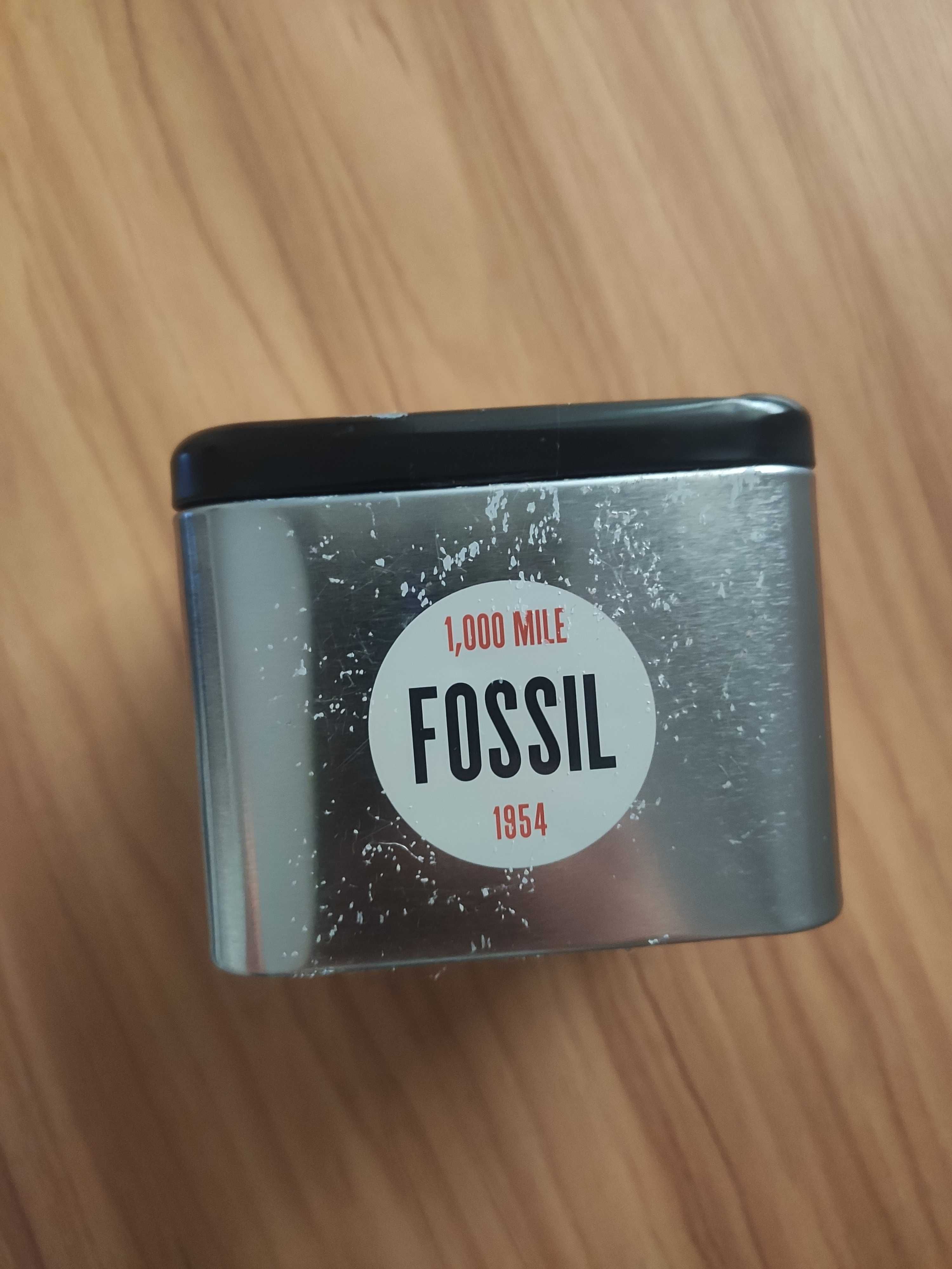 Cutie ceas Fossil