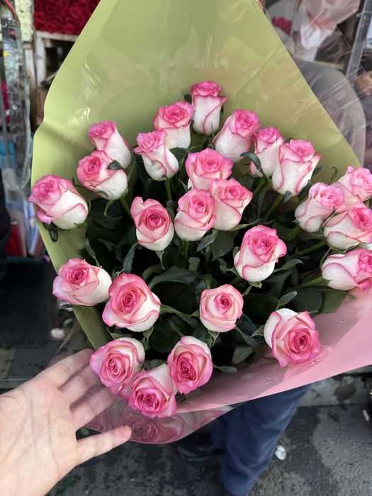 Букет из 25 роз метровые