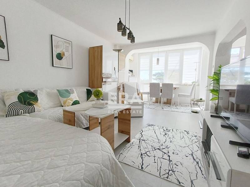 Тристаен обзаведен апартамент след основен ремонт в жк Чайка гр. Варна