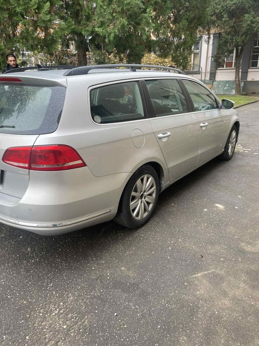 Vând passat b7 sau acept variante