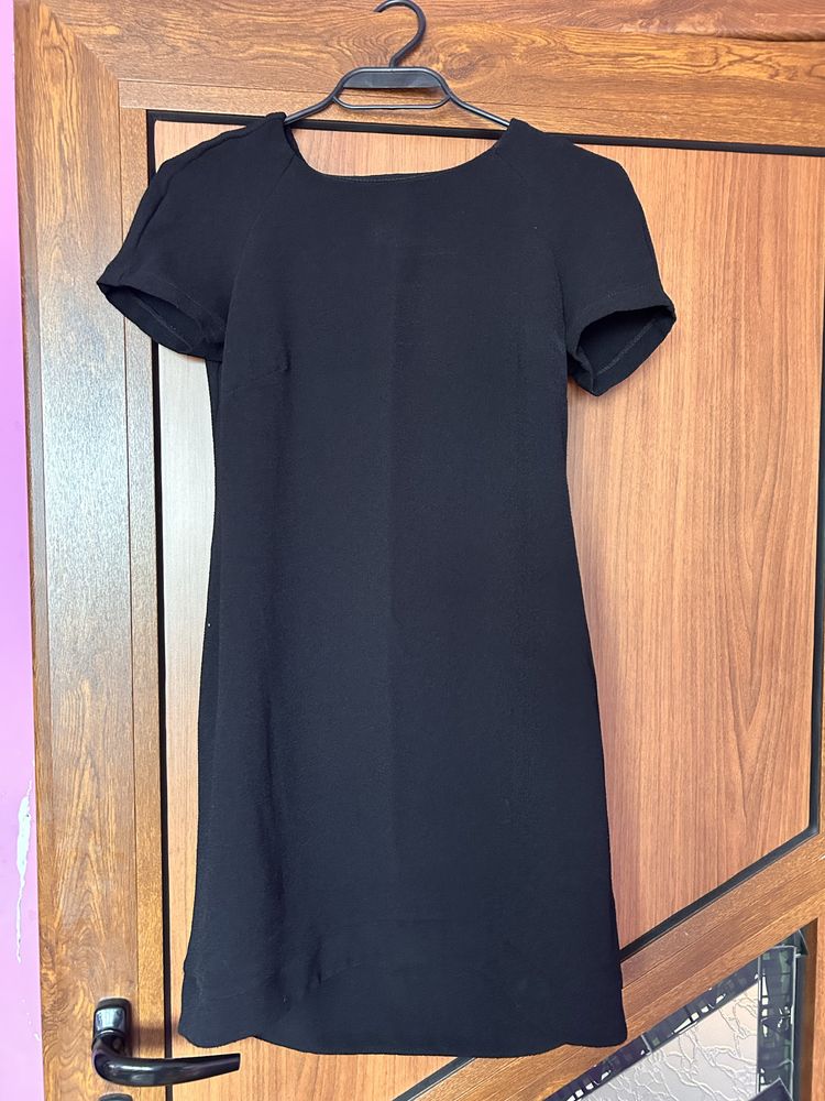 Рокля Lucy и  Bershka S