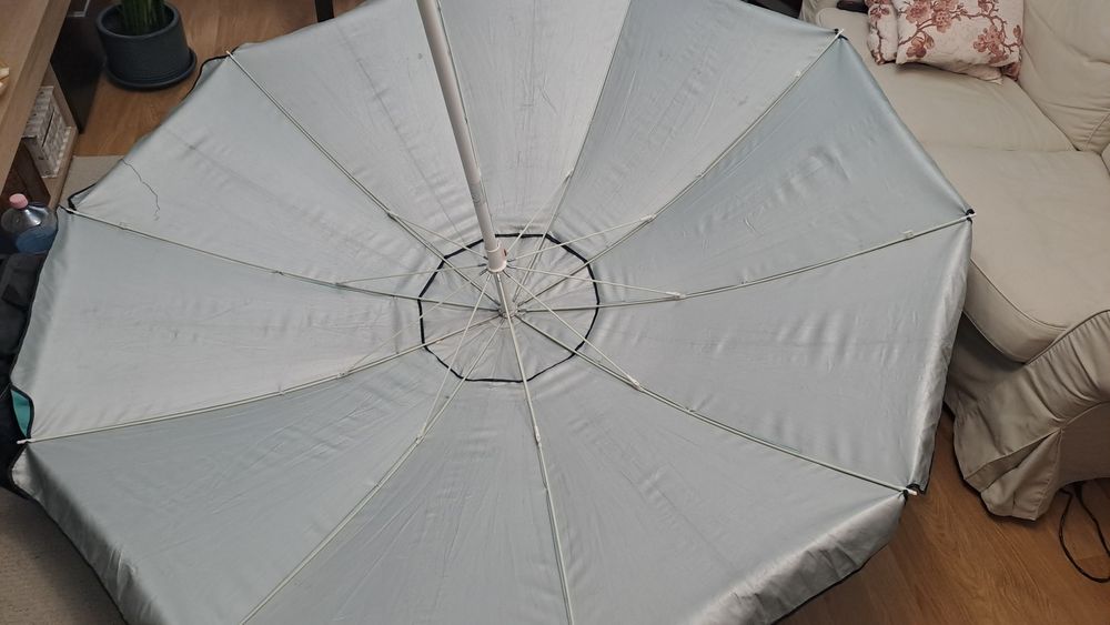Umbrela 2.25 m cu anti vant