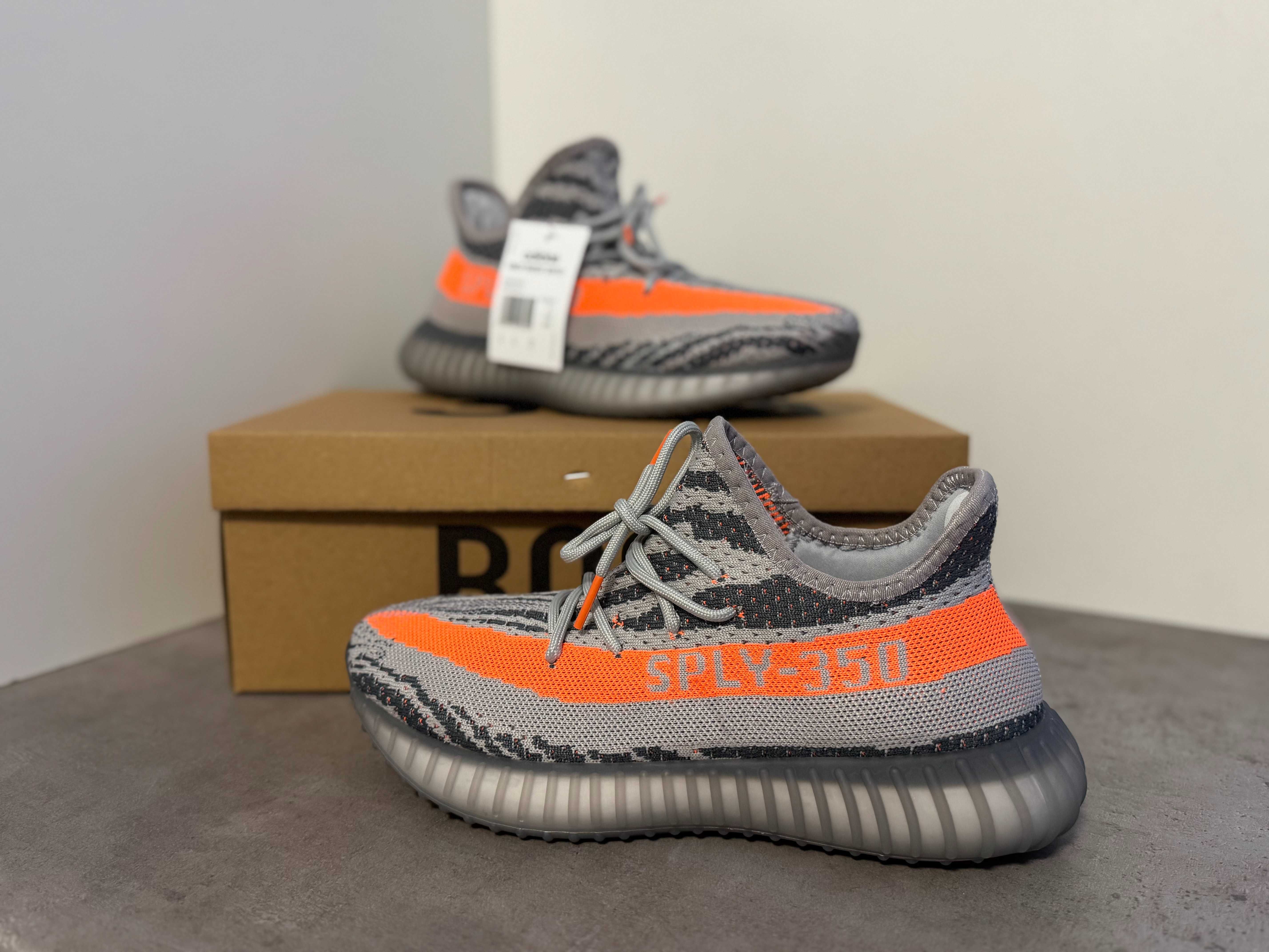 Adidasi Yeezy Boost 350 V2 - Adidas, Produs Nou Full Box, Premium
