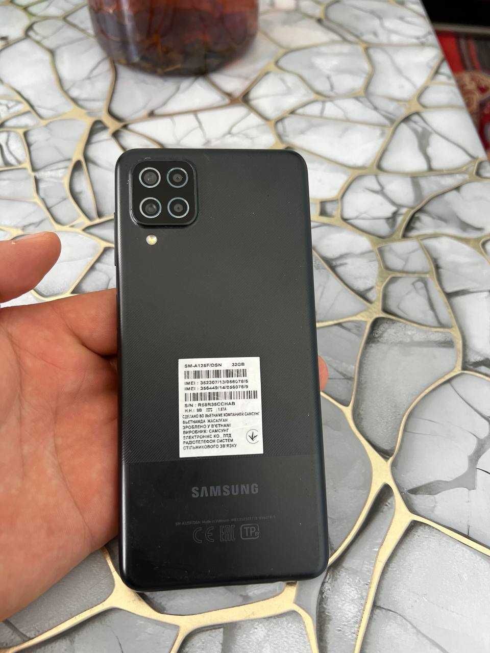 Samsung galaxy A12
