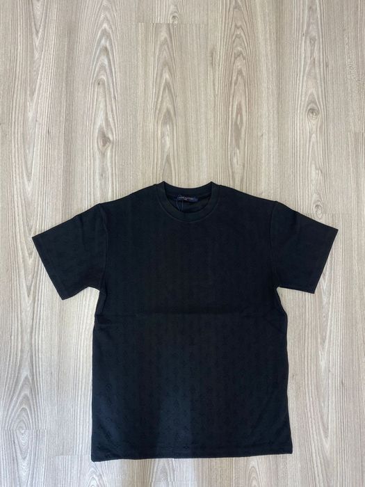 Tricou Barbati Louis Vuitton Calitate Superioara New Model