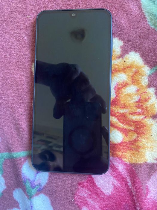 Vând schimb galaxy a16