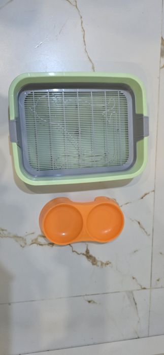 Лоток и двойная миска для кошки