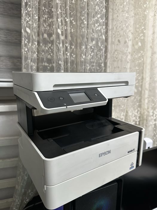 Epson M3170 4 v 1 kam ishlatilgan holati ideal aybi yoq