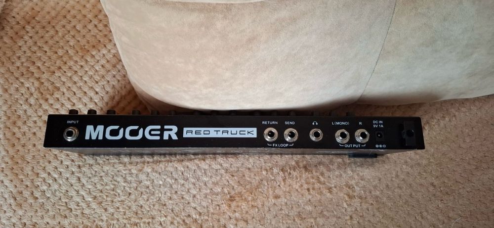 procesor chitara multifx Mooer Red Truck + husa chitara electrica