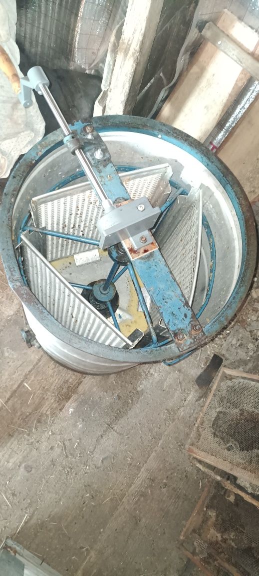 Продам медогонку