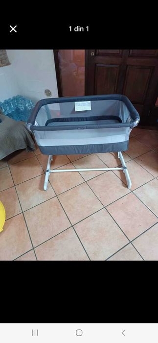 Patut copii next to me