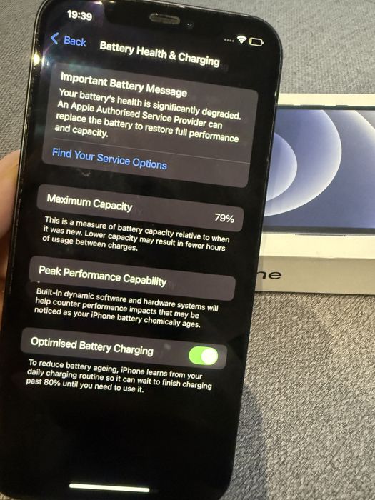 iPhone 12 64GB черен