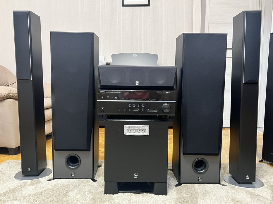 Комплект домашнего кинотеатра Yamaha