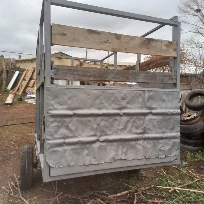 Прицеп мал тасуға