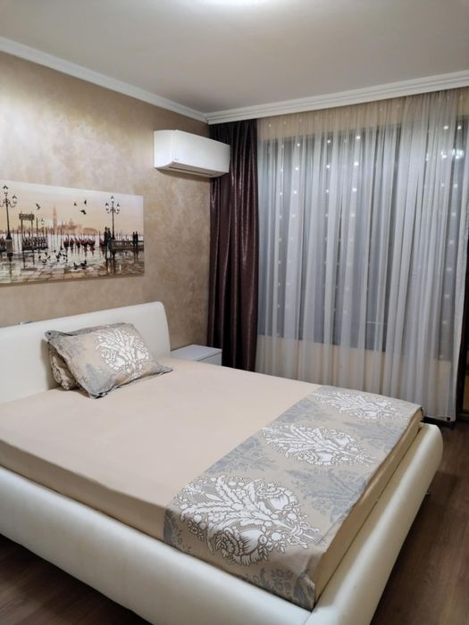 Продава се Тристаен апартамент в Бургас, Сарафово - 116 кв.м за 1983 €/кв.м - Снимка #13