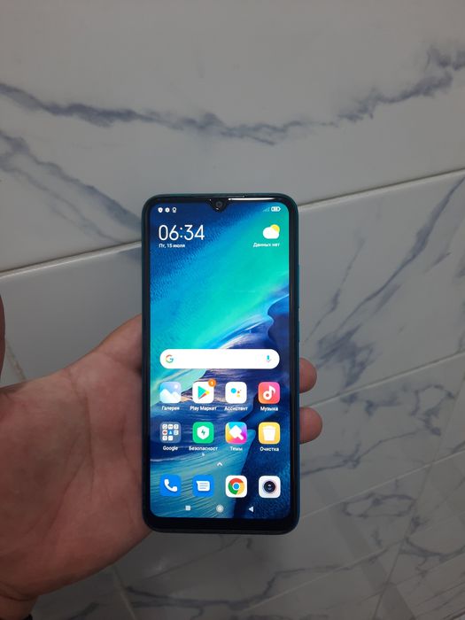 Продам телефон Redmi 9c память 64 гб состояние идеальное
