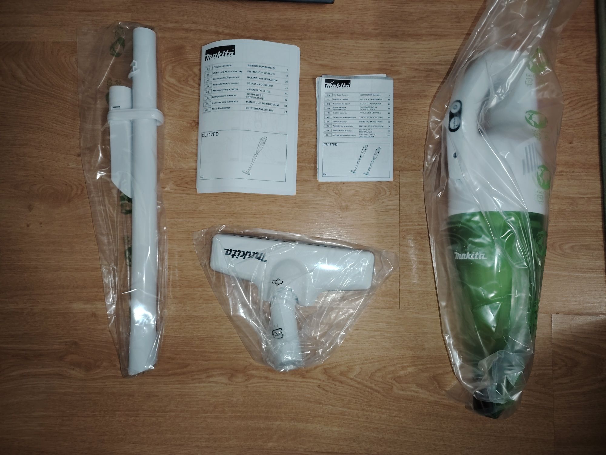 MAKITA НОВА Акумулаторна прахосмукачка