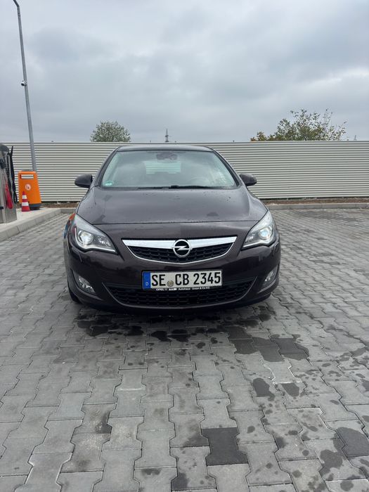 OpelAstra J 2012