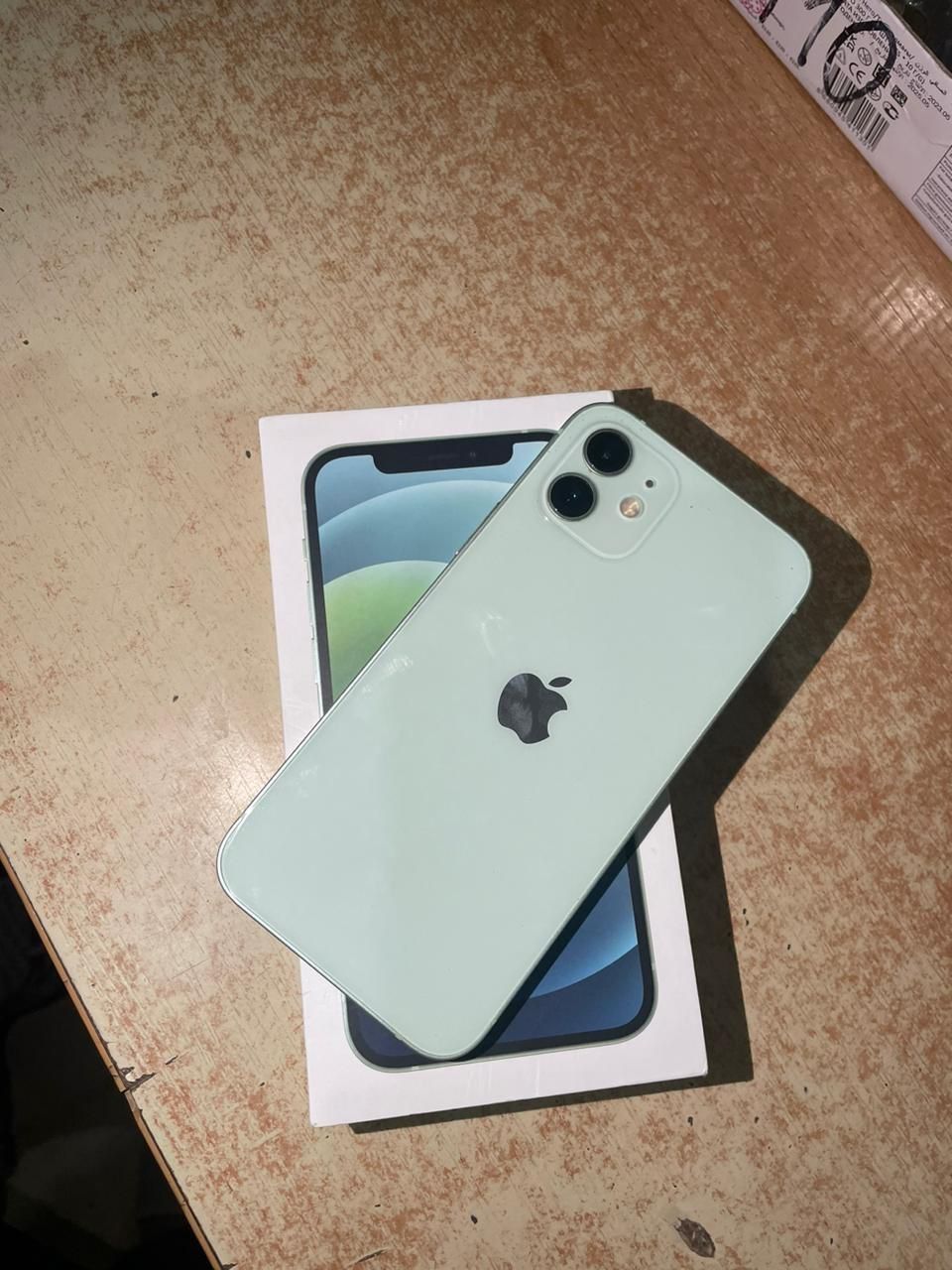 Iphone 12 caтылады