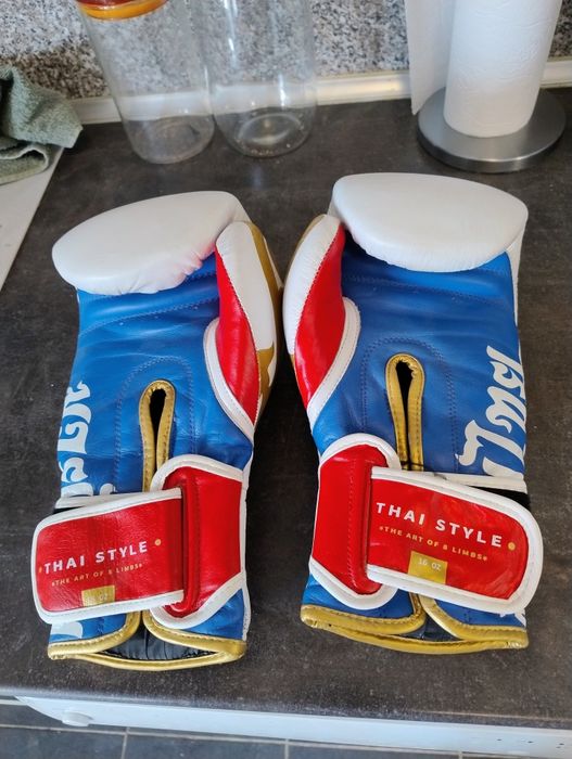 Боксьорски ръкавици