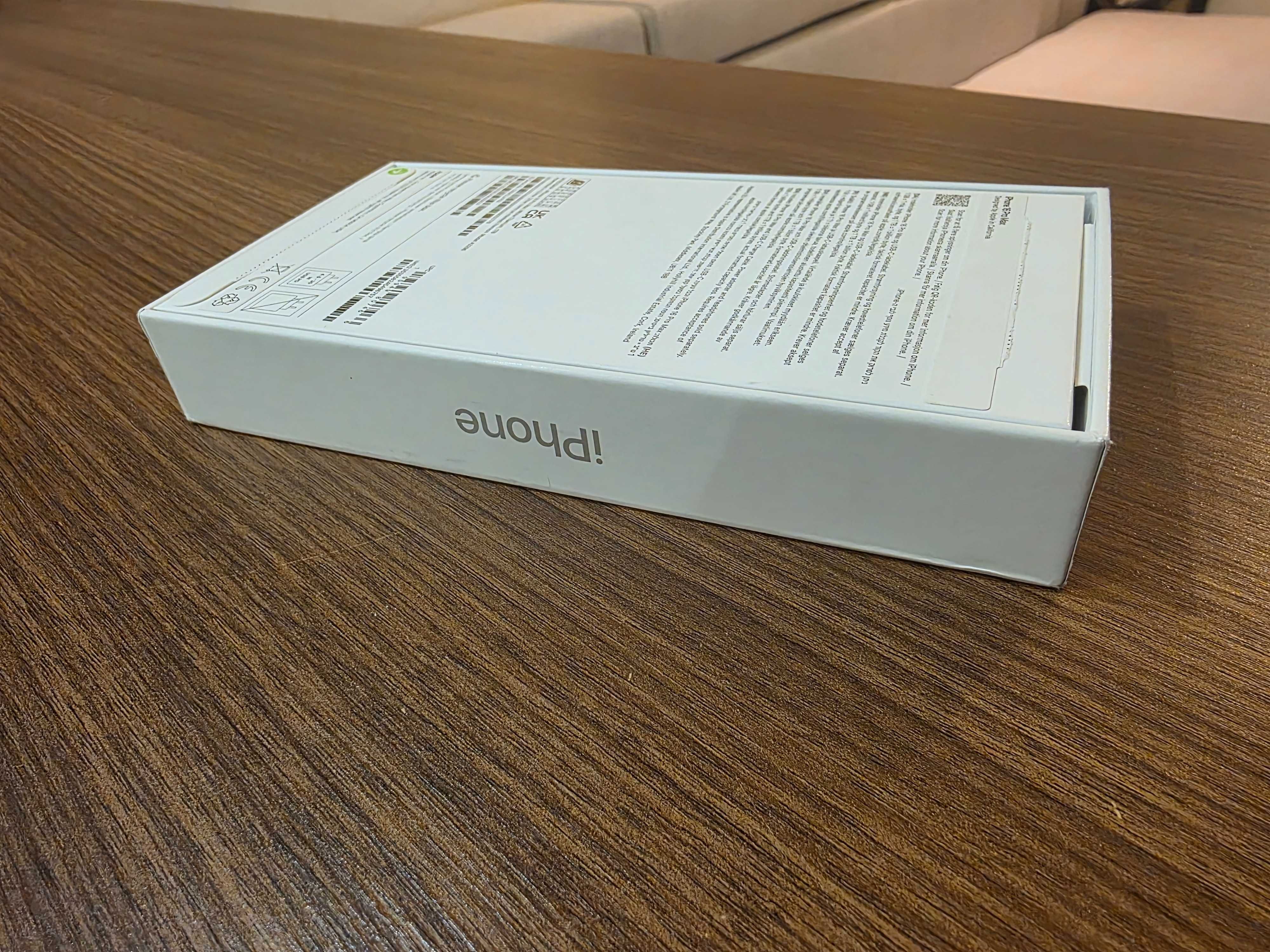 Като нов Apple iPhone 16 Pro Max 1TB/8GB White Titanium + Подаръци